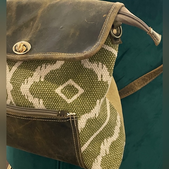 Myra Bag - Picture 3 of 16